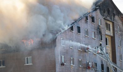 Kortalkaya’daki otelin müdürü resmi kayıtlarda resepsiyon personeli olarak gözüktü