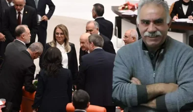 Bahçeli’nin “Tokalaşmasıyla” Başlayan, “Pkk’nın Feshedilmesi” Çağrısına Varan Süreçte Yaşananlar