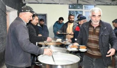 Bu köyde 5 yıldır tek iftar sofrası kuruluyor