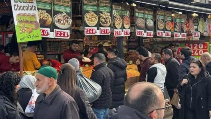 Eminönü’nde ramazan alışverişi yoğunluğu