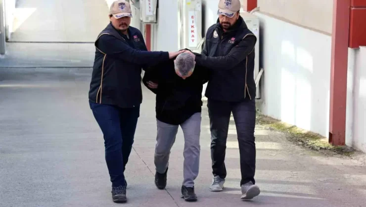 FETÖ’cü Öğretmen Adana’da Yakalandı