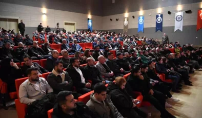 Malatya’da 3. Kayısı Paneli Gerçekleştirildi