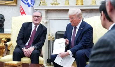 Starmer ve Trump’tan Ukrayna için barış görüşmeleri